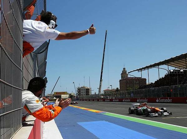 Foto zur News: Force India in Valencia mit starkem Auftritt