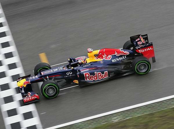 Foto zur News: Red Bull: Alonso war einfach schlauer