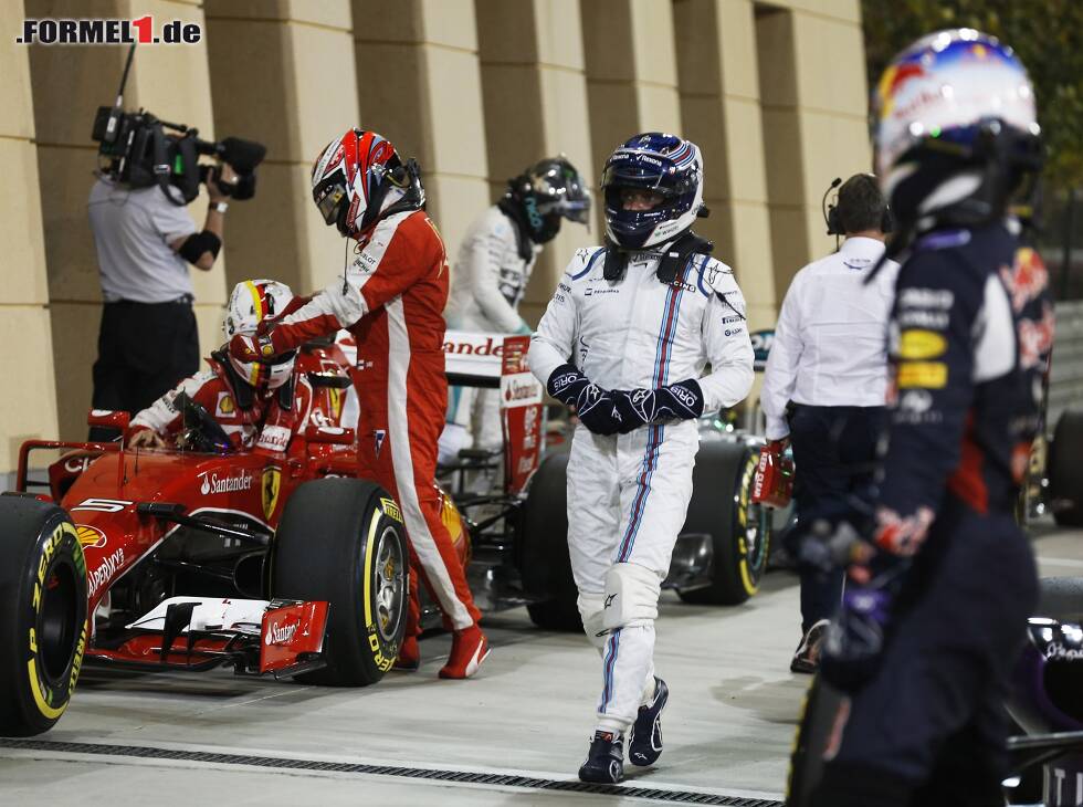 Foto zur News: Kimi Räikkönen, Valtteri Bottas, Daniel Ricciardo