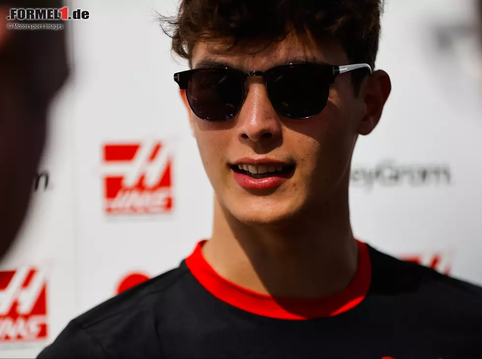 Foto zur News: Oliver Bearman (Haas) vor dem Formel-1-Rennen in Abu Dhabi 2023