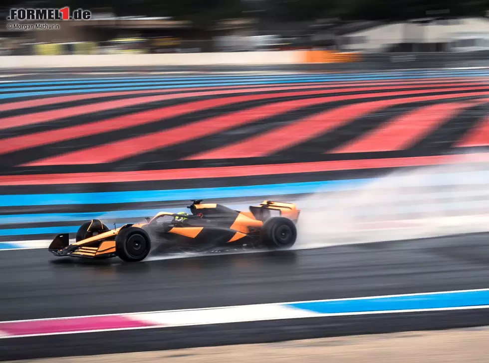 Foto zur News: Lando Norris (McLaren MCL60) beim Formel-1-Test in Le Castellet 2025