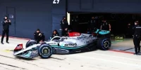 Foto zur Video: Mercedes: So lief der Shakedown des W13 in Silverstone