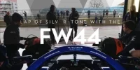 Foto zur Video: Latifi fährt die erste Runde im Williams FW44